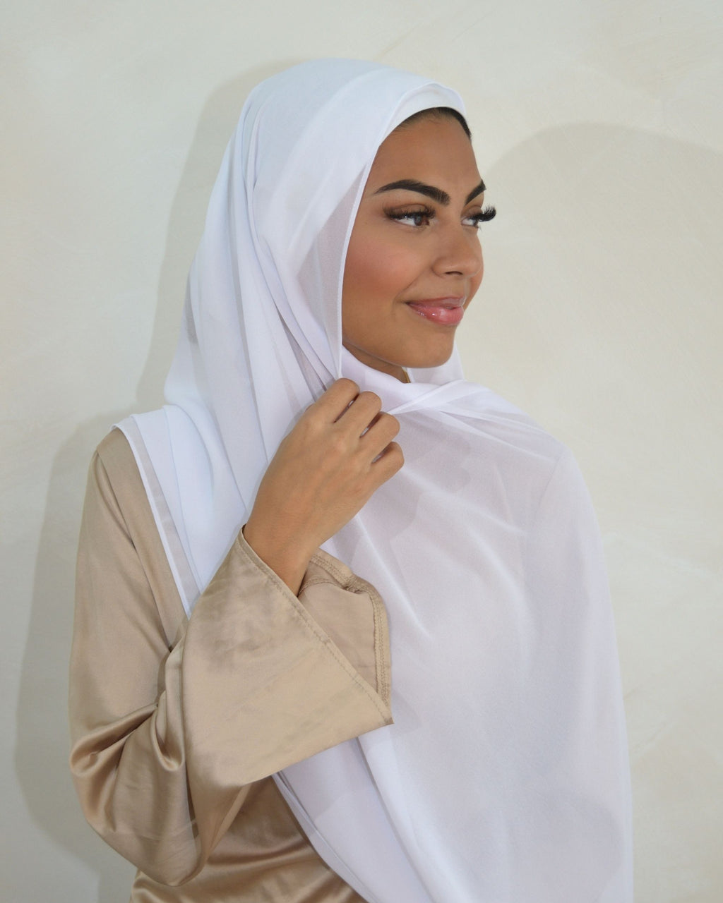 WHITE - CLASSIC CHIFFON WITH CAP