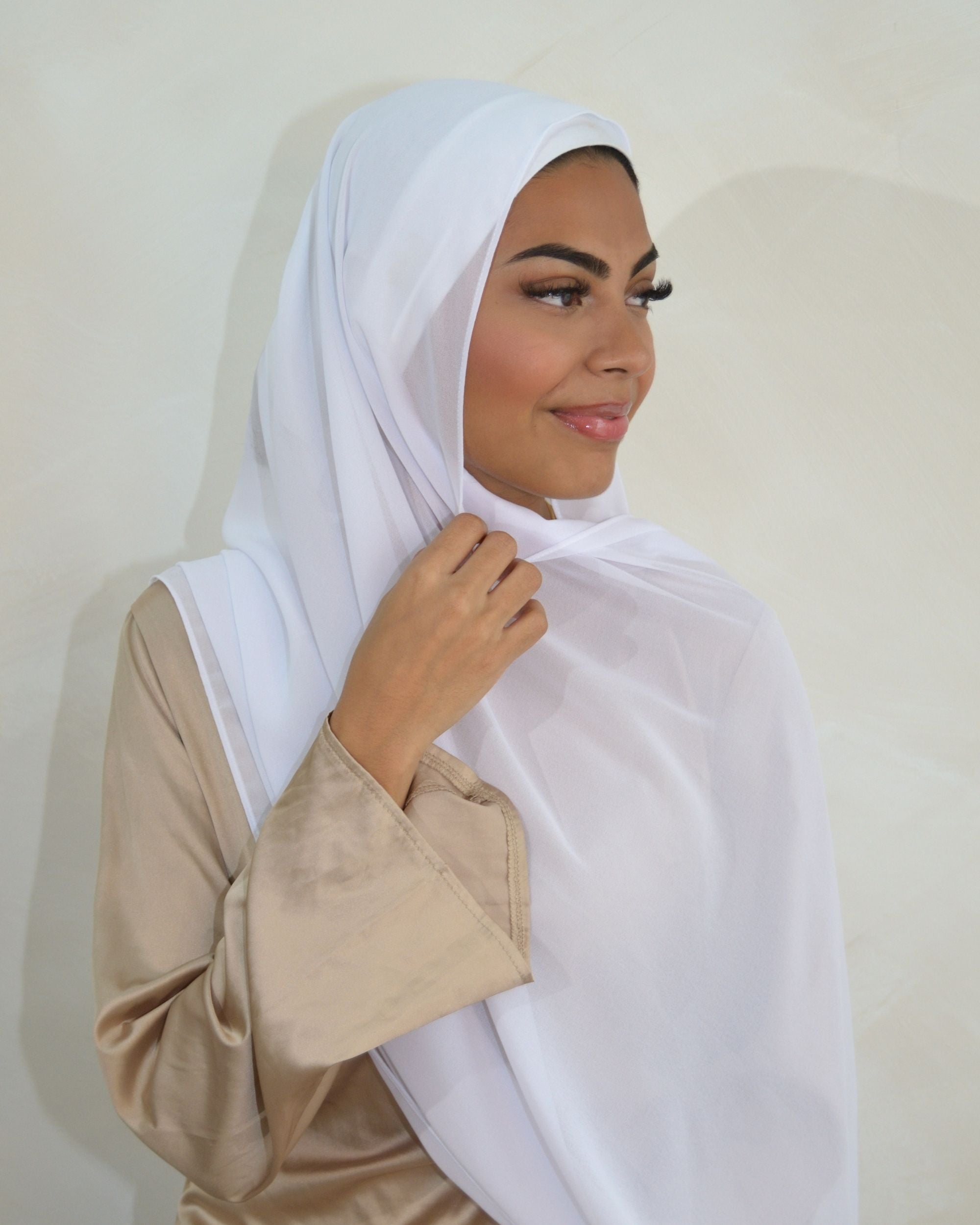 WHITE - CLASSIC CHIFFON WITH CAP